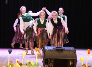 Pavasara ieskaņas koncerts “Sanākam padejot” 1.aprīlī